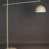 Lampe de sol déportée