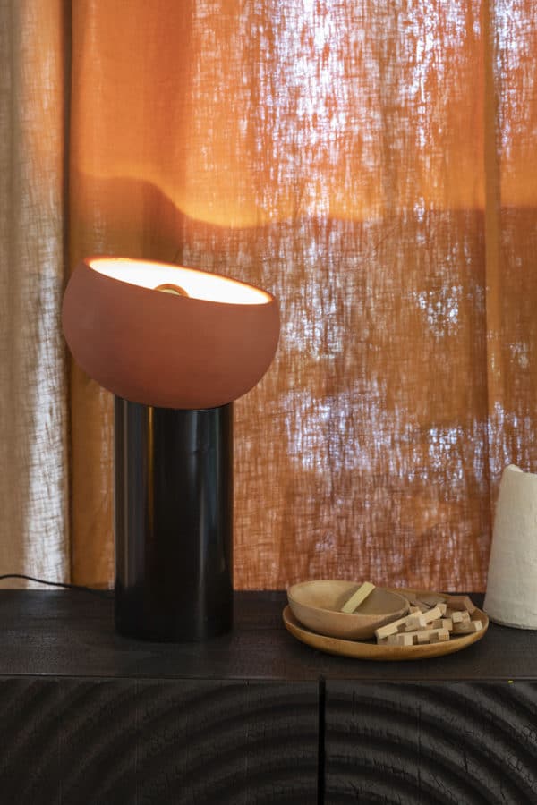 Lampe de table noire/terracotta – Image 2